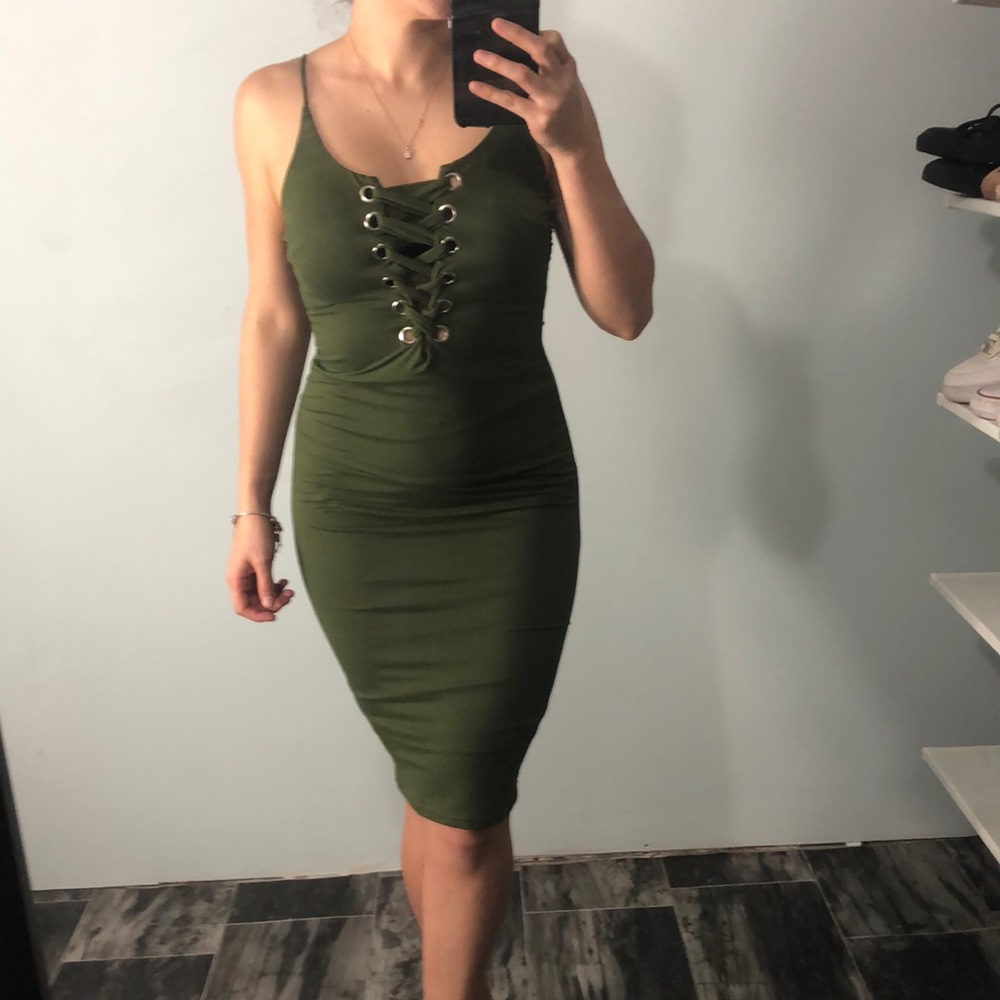 A’Gaci olive green midi dress